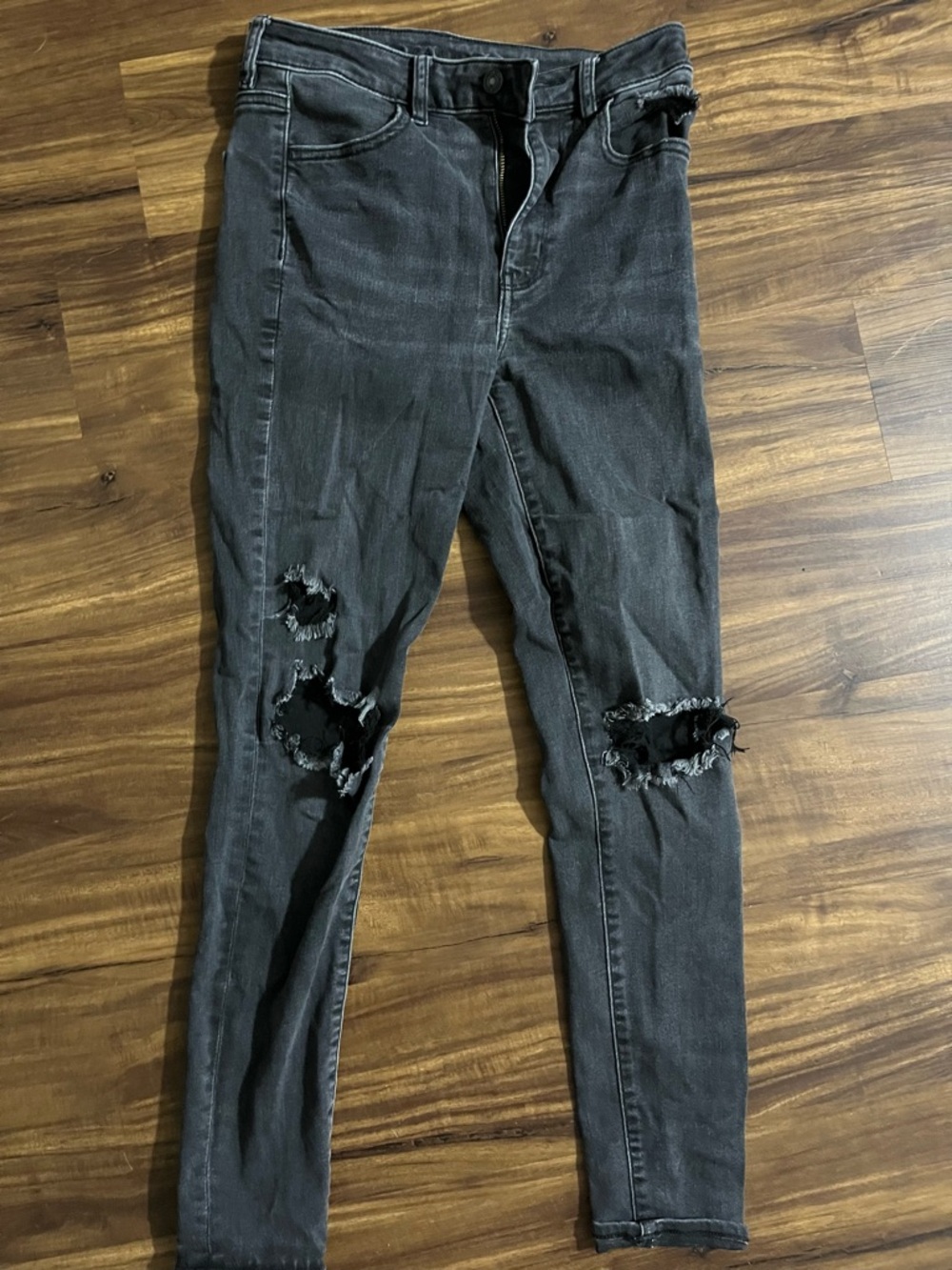 American Eagle Outfitters Black Skinny Jeans with Knee Rips